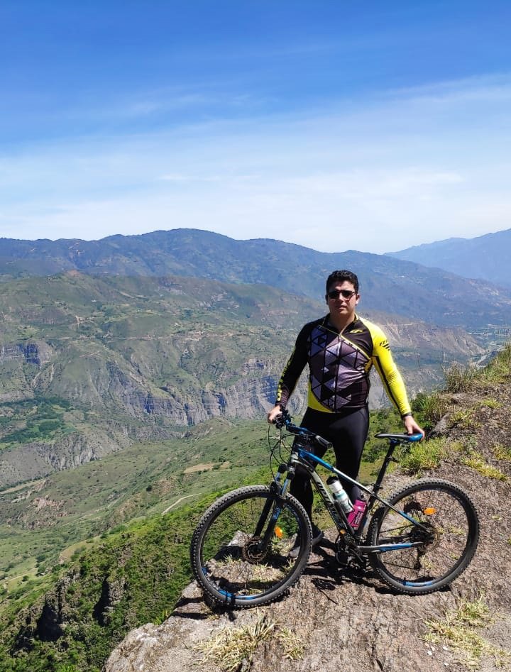 yeison palencia en bici 3